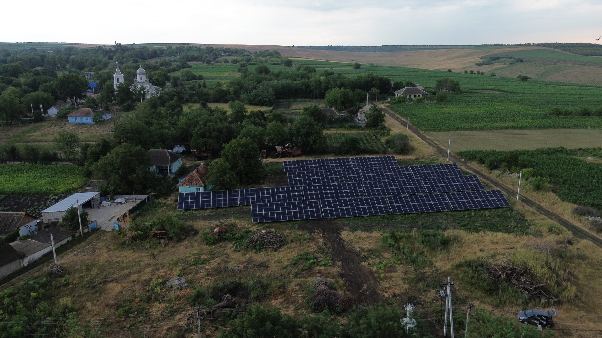 montaj-panouri-solare-ferma-moldova