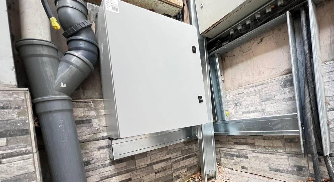 Invertor și panouri solare monitorizare în timp real stație fotovoltaică 25kW Chișinău