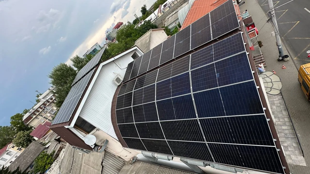 Stație fotovoltaică 25kW Chișinău Vasile Alexandri clinica stomatologică panouri solare ePrime