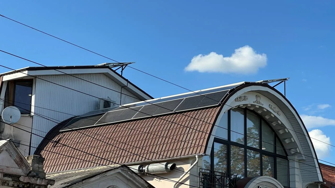 Stație fotovoltaică 25kW Chișinău Vasile Alexandri clinica stomatologică panouri solare ePrime