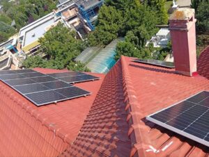 Chisinau , str. Pietrarilor, stație fotovoltaică 10kW
