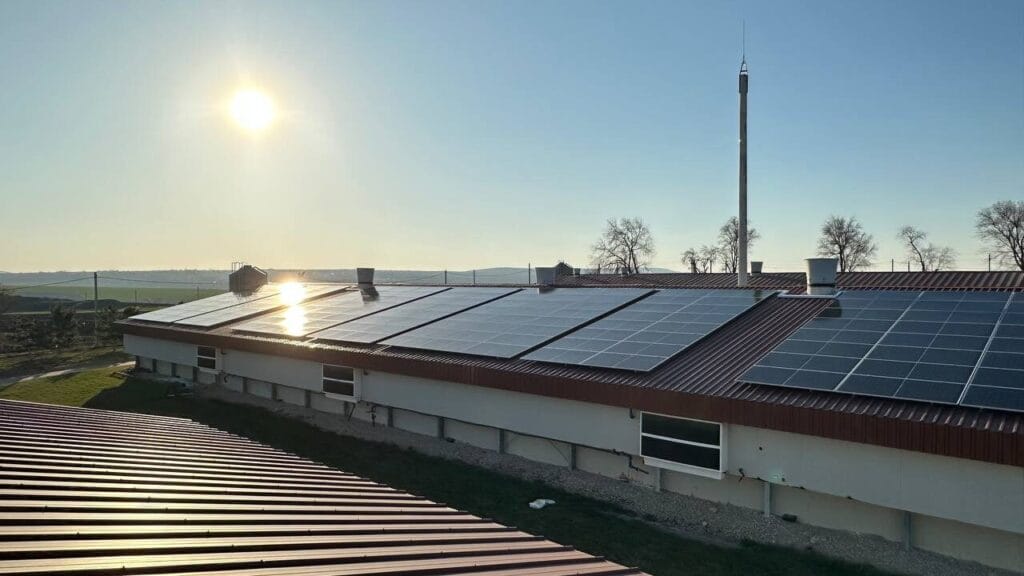 ePrime Centrală fotovoltaică de 105 kW pentru Carneval Florești, s. Prodănești
