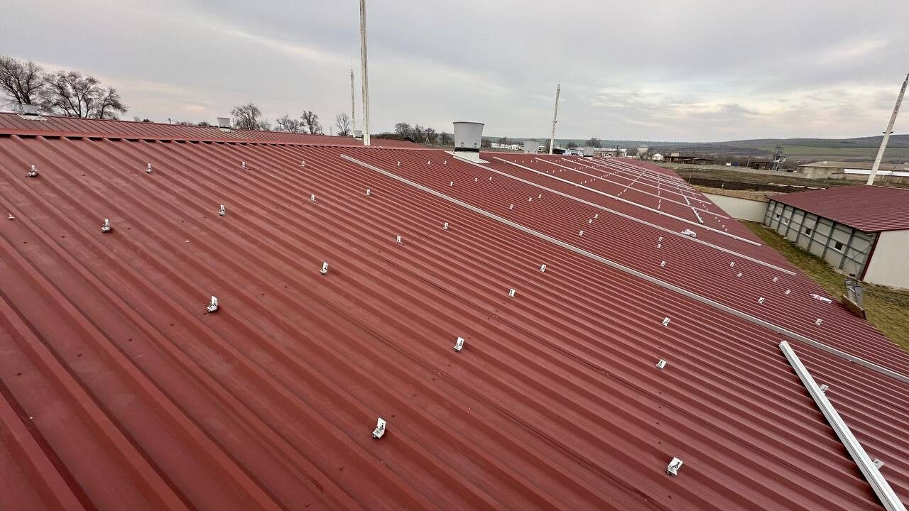 ePrime Centrală fotovoltaică de 105 kW pentru Carneval Florești, s. Prodănești