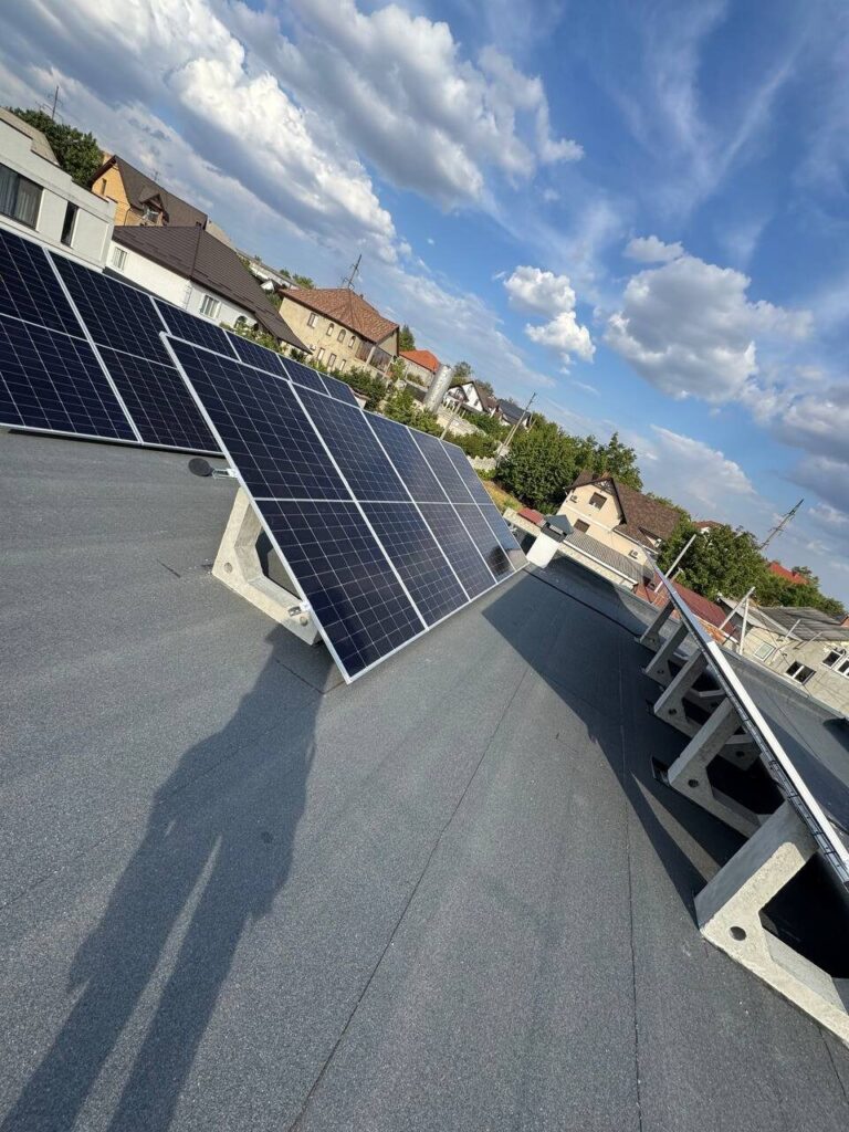 ePrime Centrală fotovoltaică de 10 kW în Băcioi, str. Eugen Coca