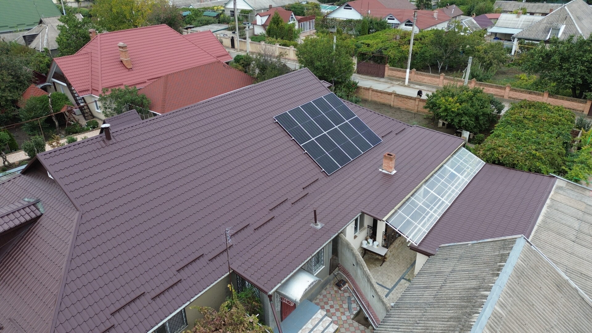 Invertor performant și panouri fotovoltaice 10kW Varnița monitorizare în timp real