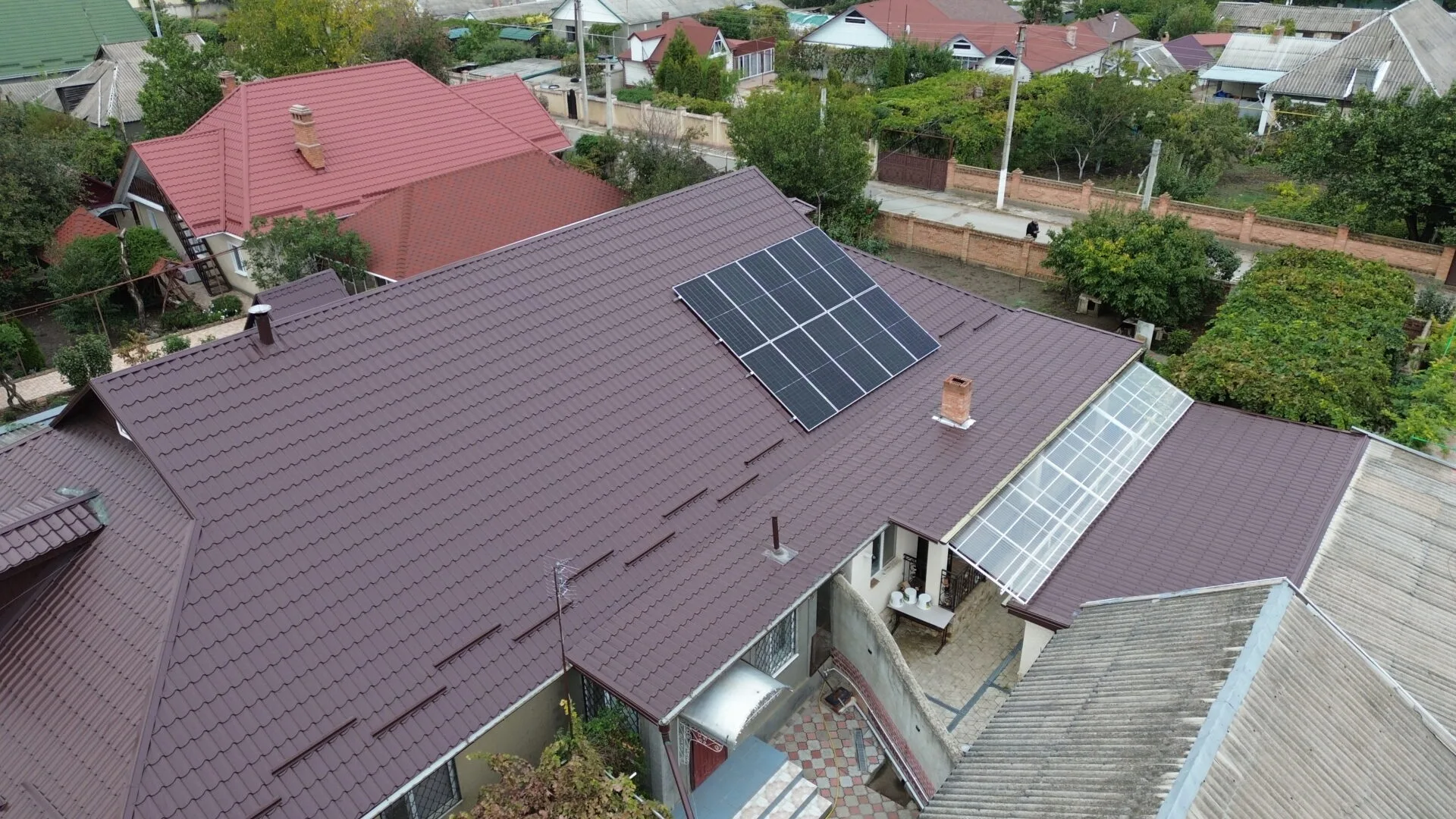 Invertor performant și panouri fotovoltaice 10kW Varnița monitorizare în timp real