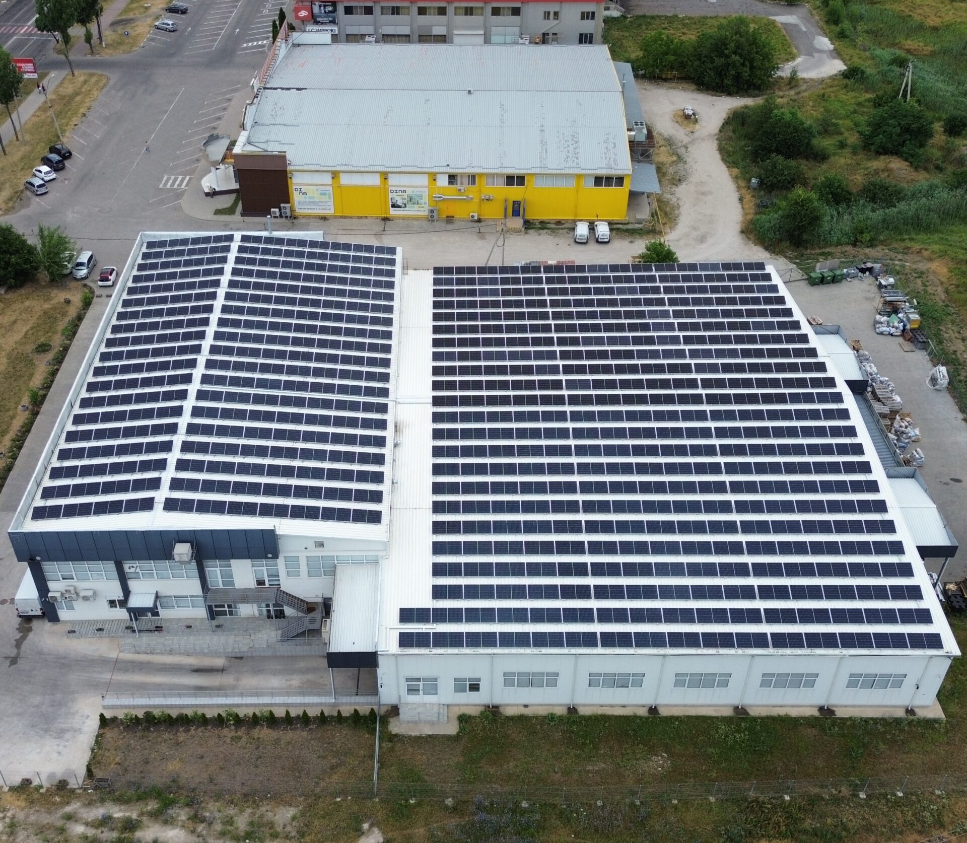 Modernizare stație fotovoltaică 325kW Immobiliare Tabiago panouri solare Moldova