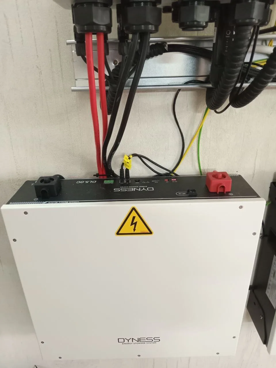 Invertor performant și panouri fotovoltaice 10kW Varnița monitorizare în timp real
