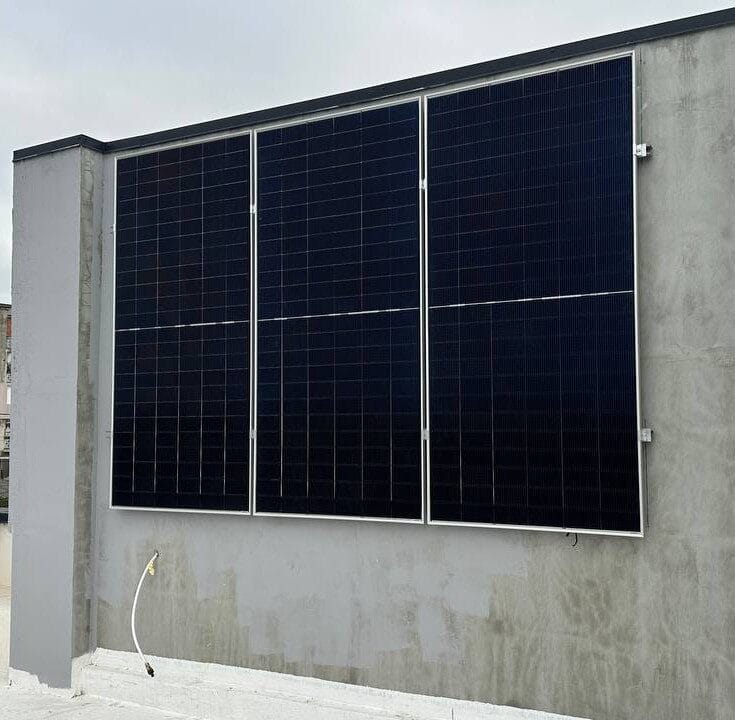 Panouri fotovoltaice și invertor performant 23kW Glodeni monitorizare în timp real