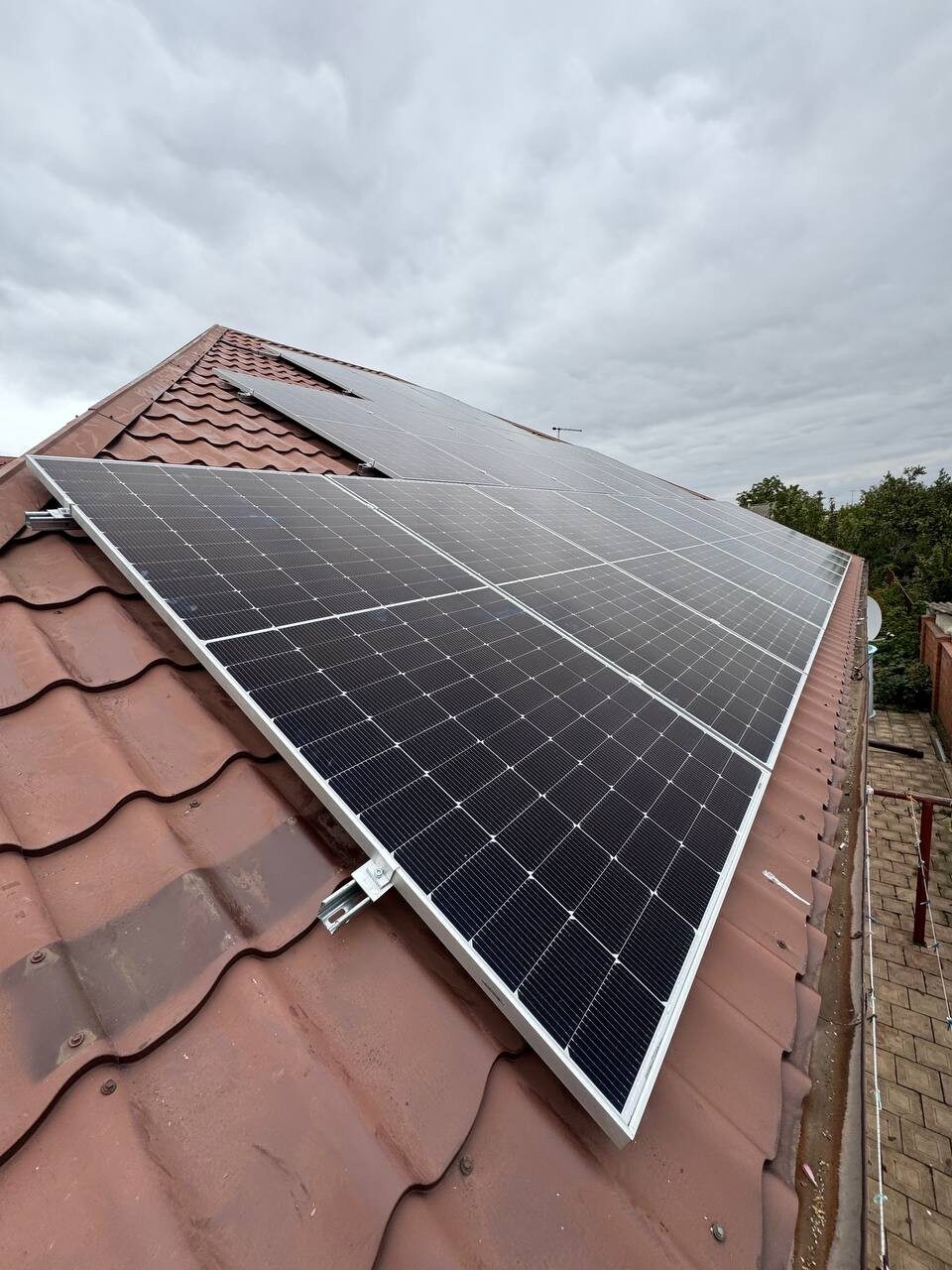 Invertor performant și panouri fotovoltaice 10kW Varnița monitorizare în timp real ePrime