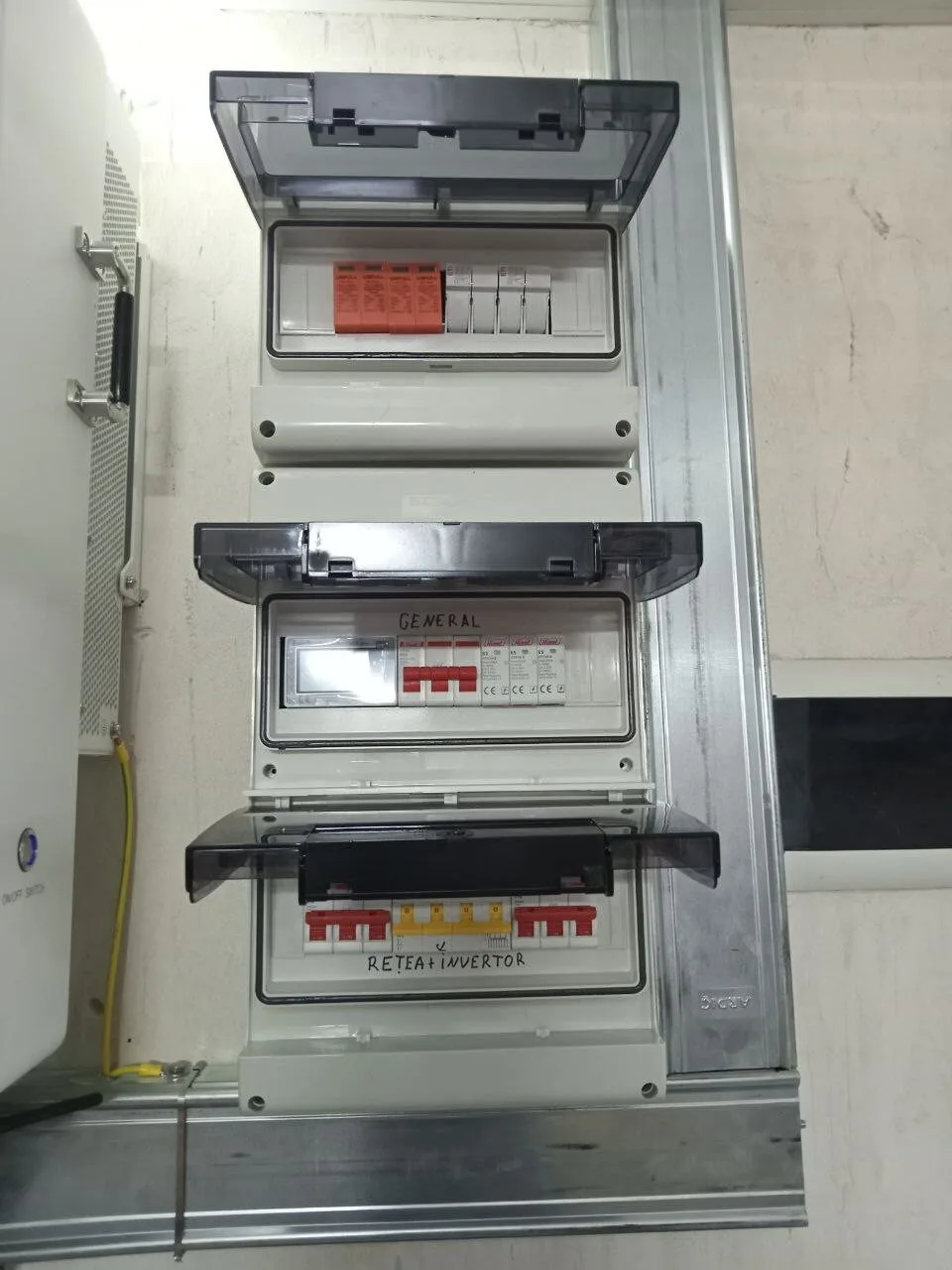 Invertor performant și panouri fotovoltaice 10kW Varnița monitorizare în timp real
