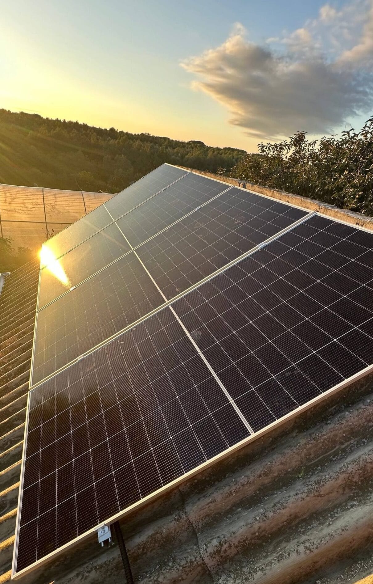 Stație fotovoltaică 12kW Colibași strada Libertății panouri solare ePrime