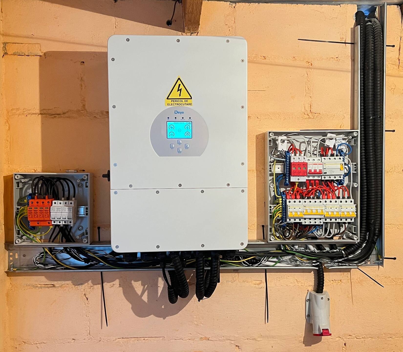 Stație fotovoltaică 12kW Gotești strada Mircea cel Bătrîn panouri solare ePrime