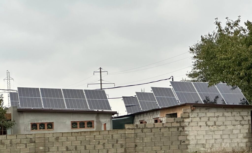 Stație fotovoltaică 12kW Gotești strada Mircea cel Bătrîn panouri solare ePrime