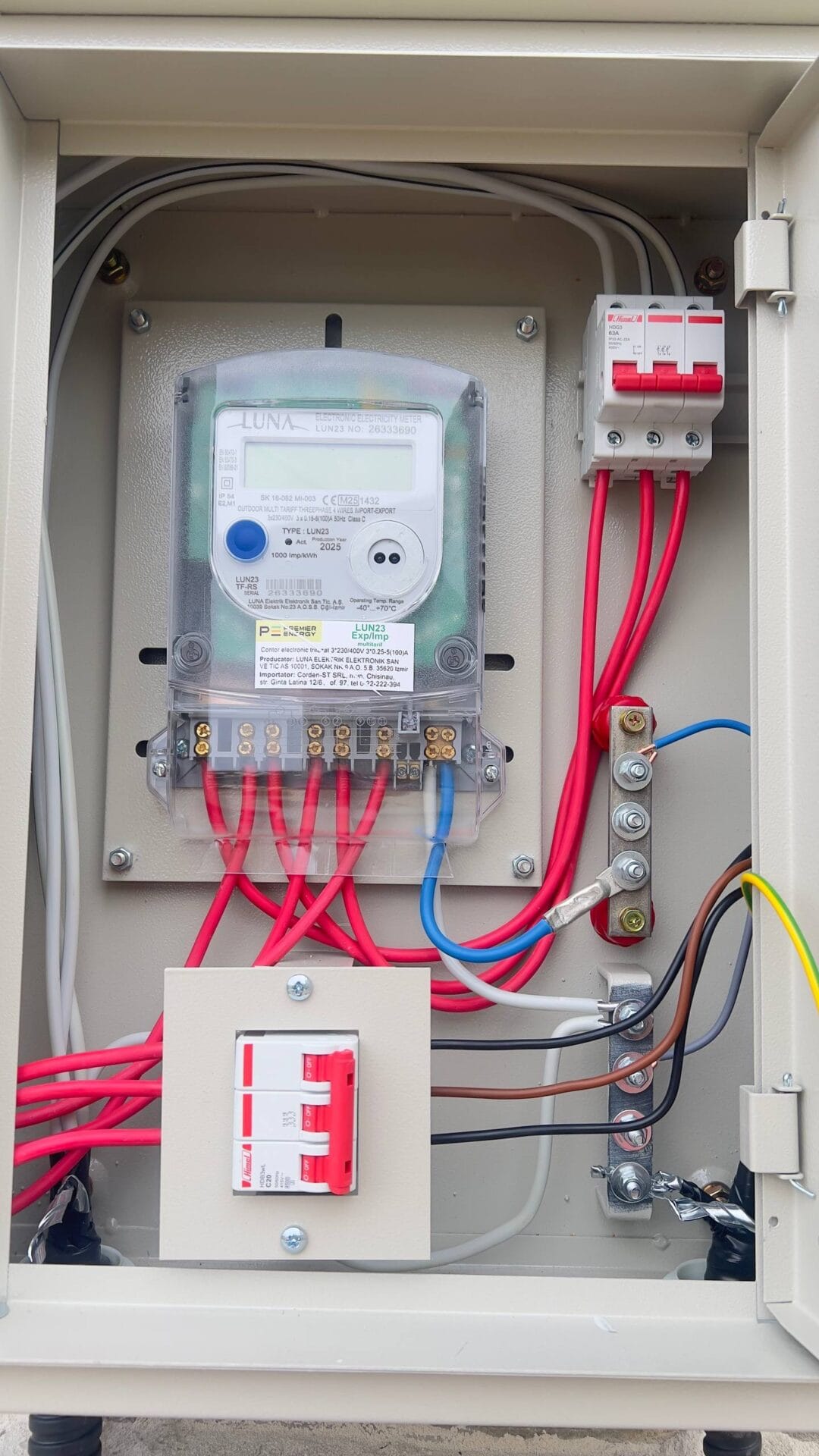 Proiect Fotovoltaic Hibrid 10kW Telenești | Montaj pe Ardezie și Țiglă | Eprime.md