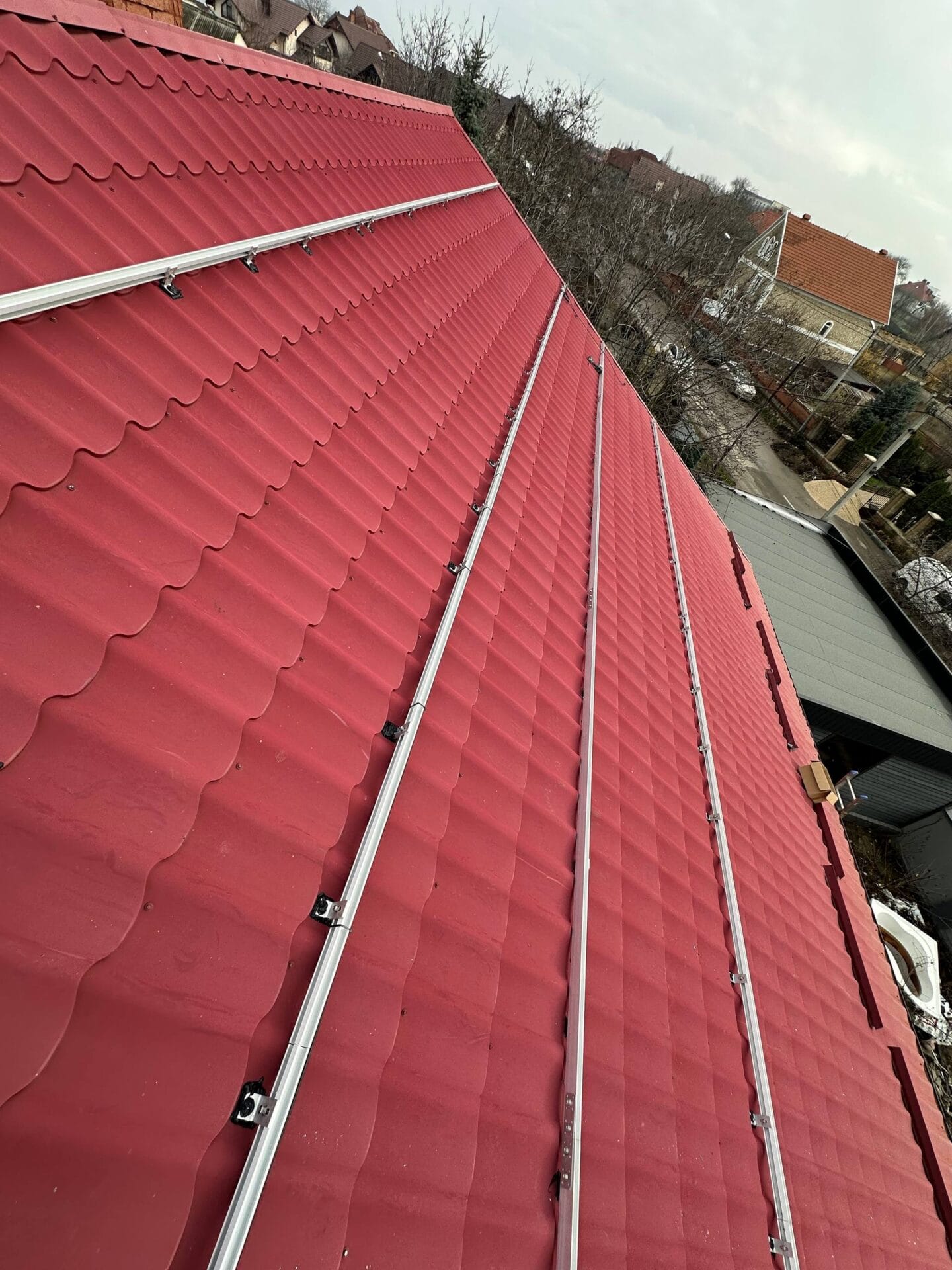 Centrală Fotovoltaică Rezidențială 11 kW – Independență Energetică și Eficiență Sporită