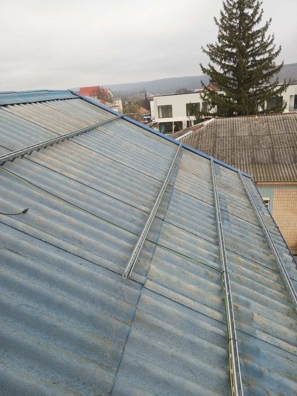 Алюминиевая система крепления для солнечных панелей на шифере ePrime