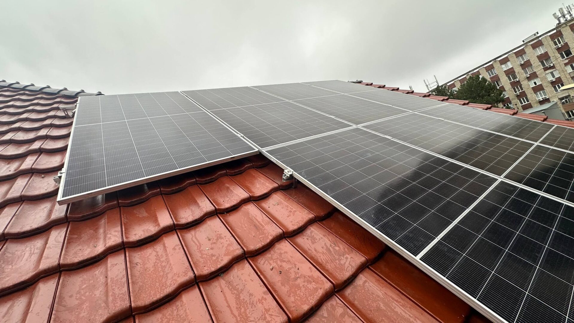 sistem-fotovoltaic-hibrid-tigla-chisinau ePrime