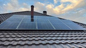 Sistem Fotovoltaic Hibrid Călărași: Independență 10 kW | Eprime