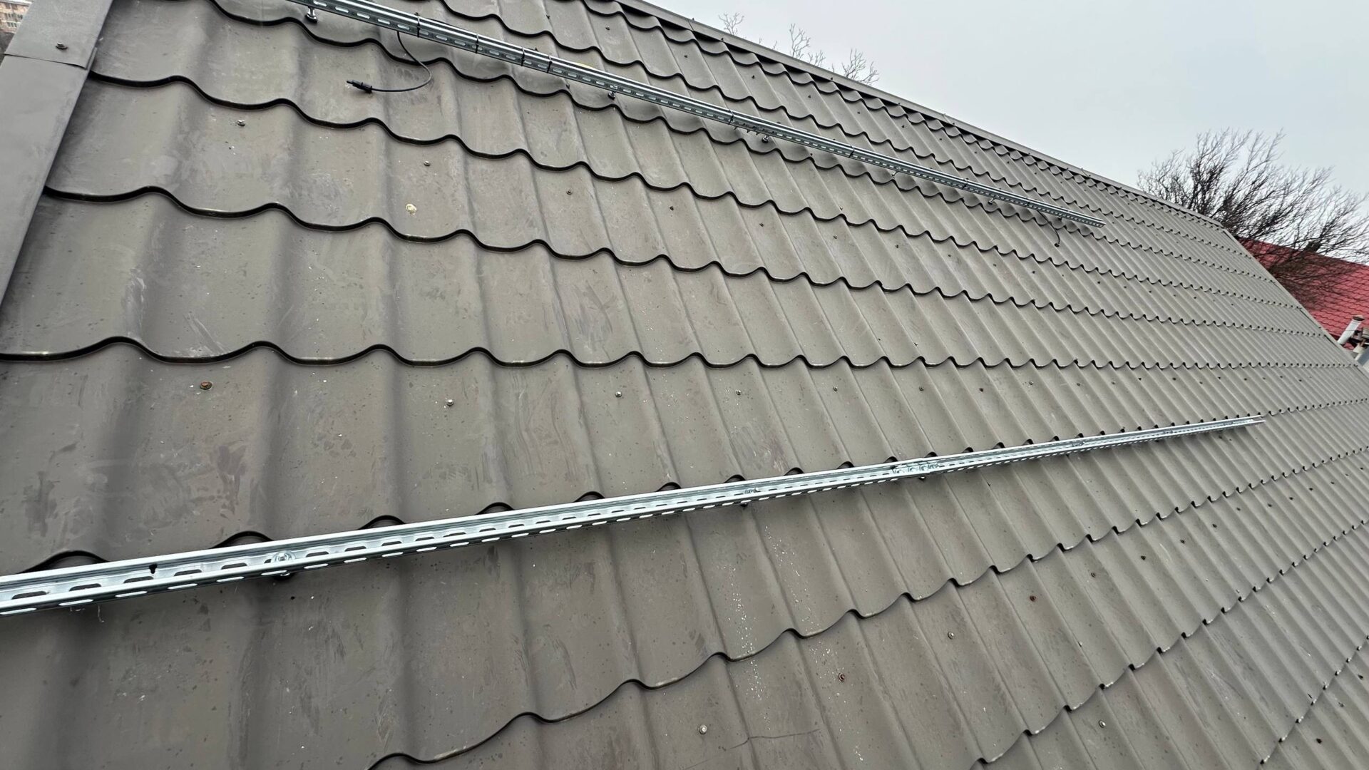 Sistem Fotovoltaic Hibrid 6.5 kW cu Stocare – Independență Energetică în Strășeni ePrime