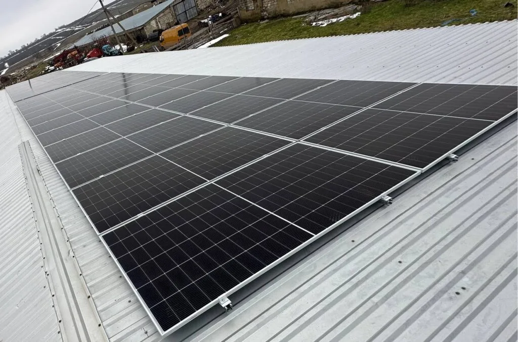 Centrala electrica solara 30 kW pentru afaceri panouri solare moldova fotovoltaice солнечные панели молдова baterii solare aviz de racordare