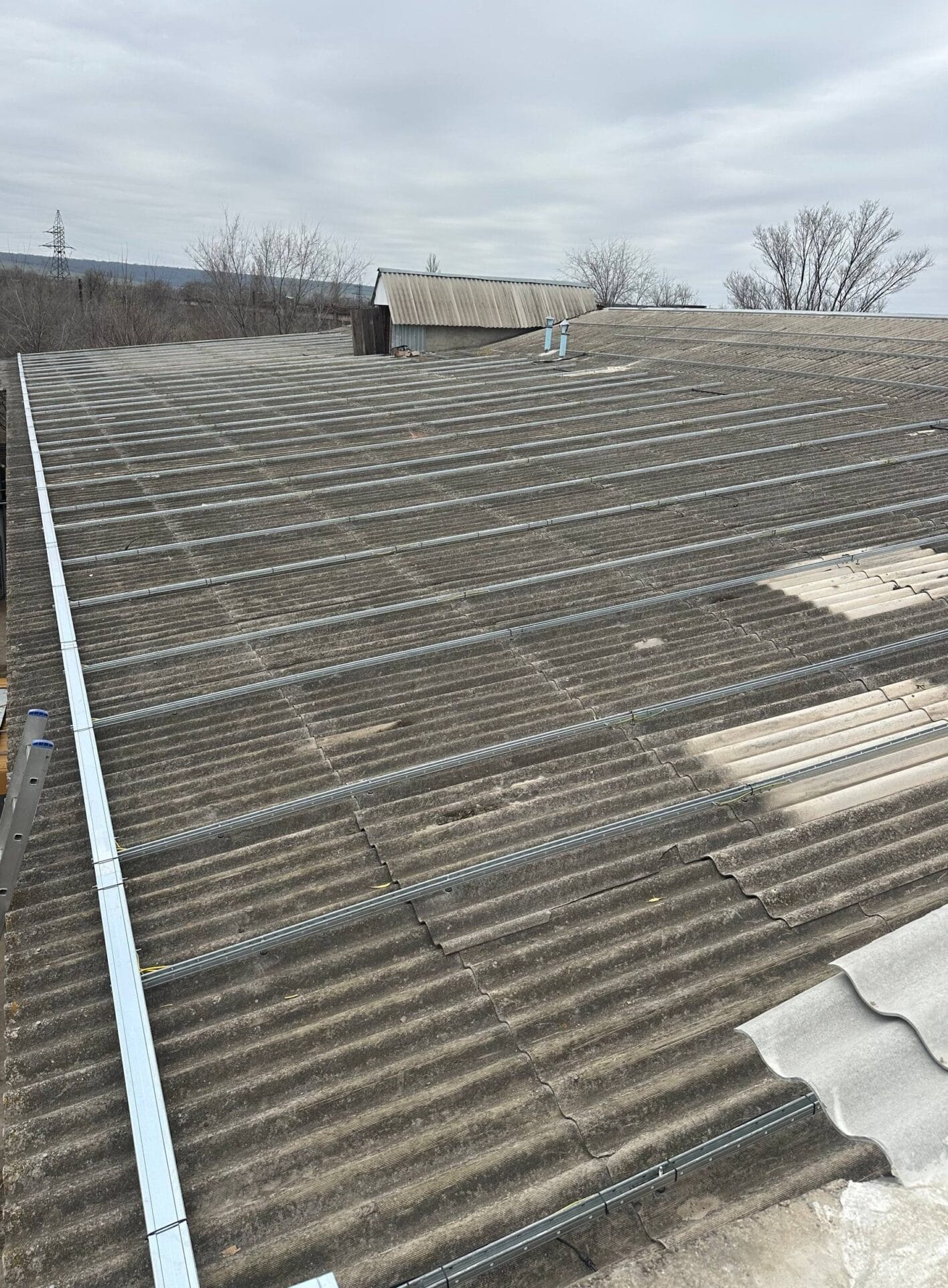 structura panouri solare, impamantare statie solara, cablu solar 6mm, siguranta la incendiu fotovoltaice, instalare E-Prime, statie on-grid comerciala